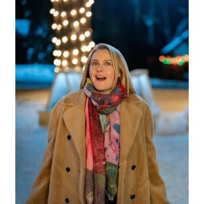 A Merry Little Ex-Mas 2025 Alicia Silverstone Brown Wool Coat