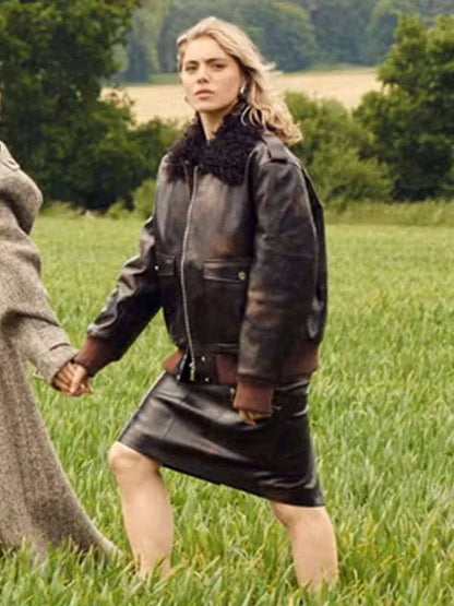 Taggie O’Hara inspired brown jacket with two front pockets